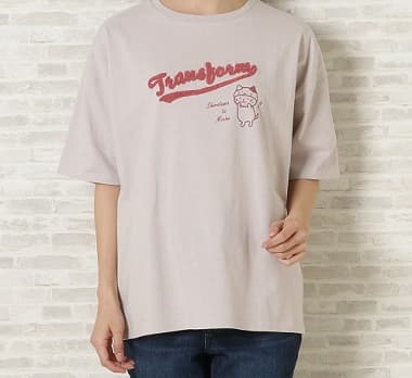 しろたまデザインのFukuFukuNyanko サガラ刺繍Tシャツを着たイメージ