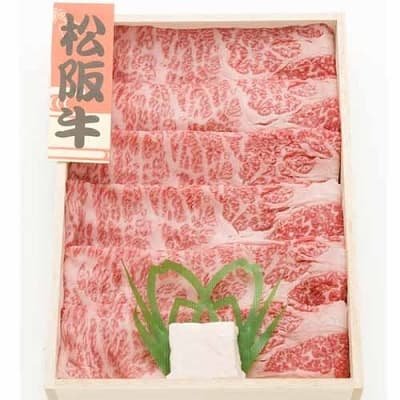 箱に入れられた上品なサシの松阪牛バラ肉